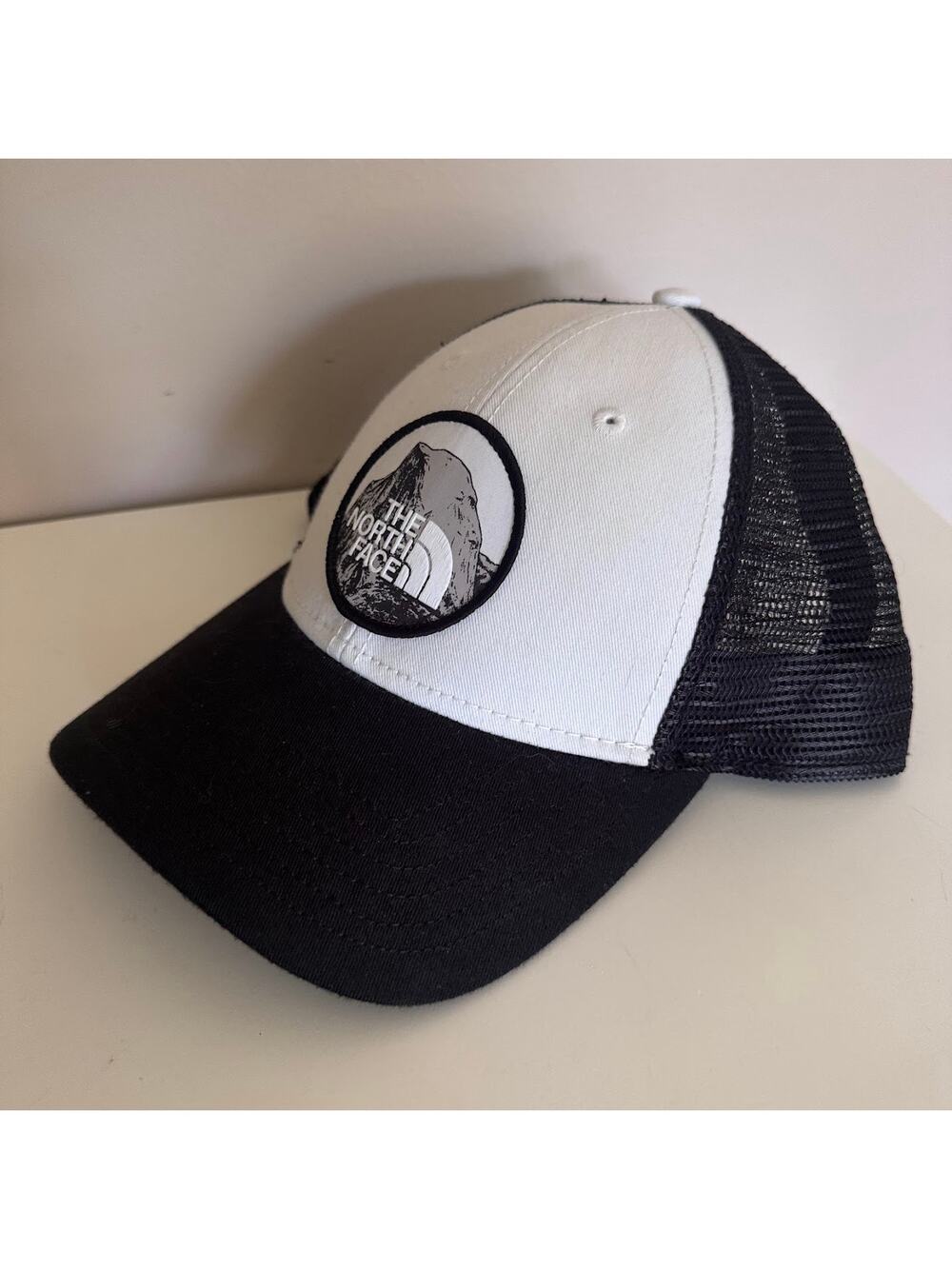 The North Face Mudder Trucker Hat Black and White One Size